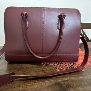 Su.B.dgn Laptop Bag Great Condition. Smoke free home.